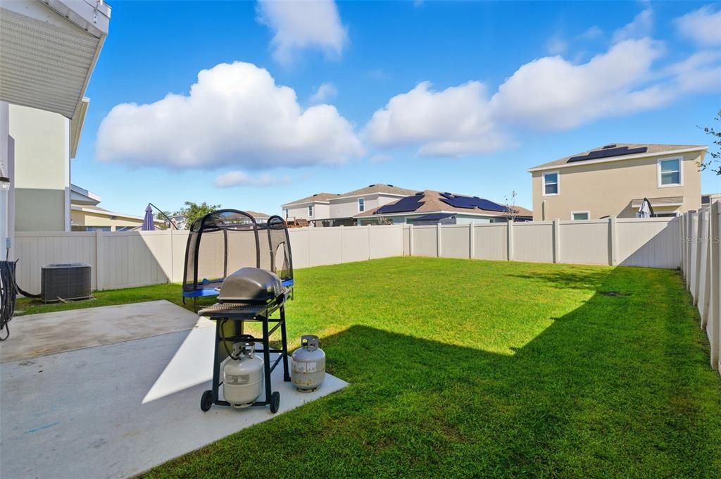 Active With Contract: $299,999 (4 beds, 2 baths, 2048 Square Feet)