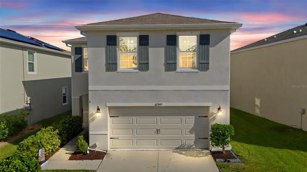 Active With Contract: $299,999 (4 beds, 2 baths, 2048 Square Feet)