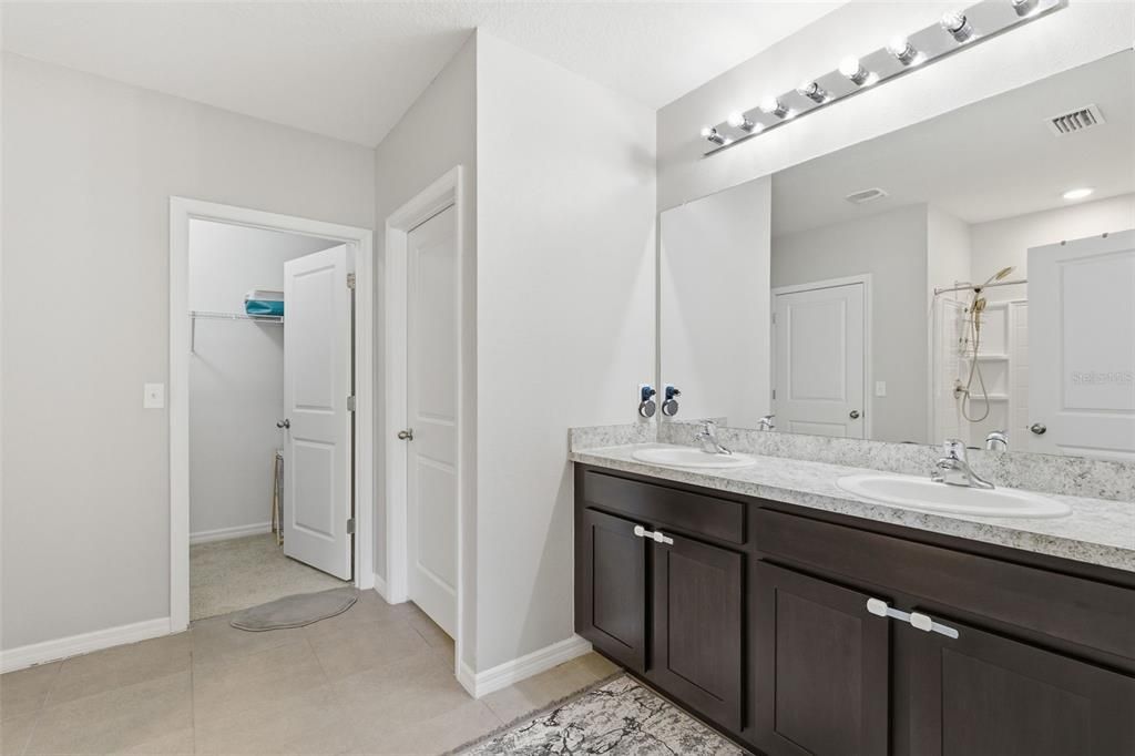 Active With Contract: $299,999 (4 beds, 2 baths, 2048 Square Feet)