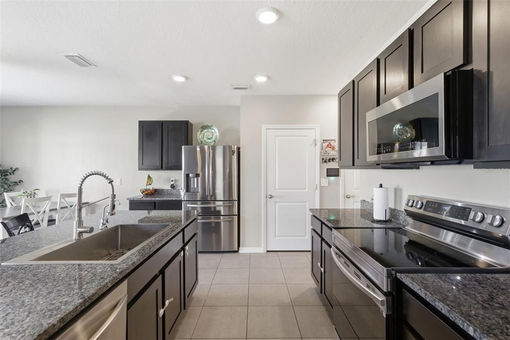 Active With Contract: $299,999 (4 beds, 2 baths, 2048 Square Feet)