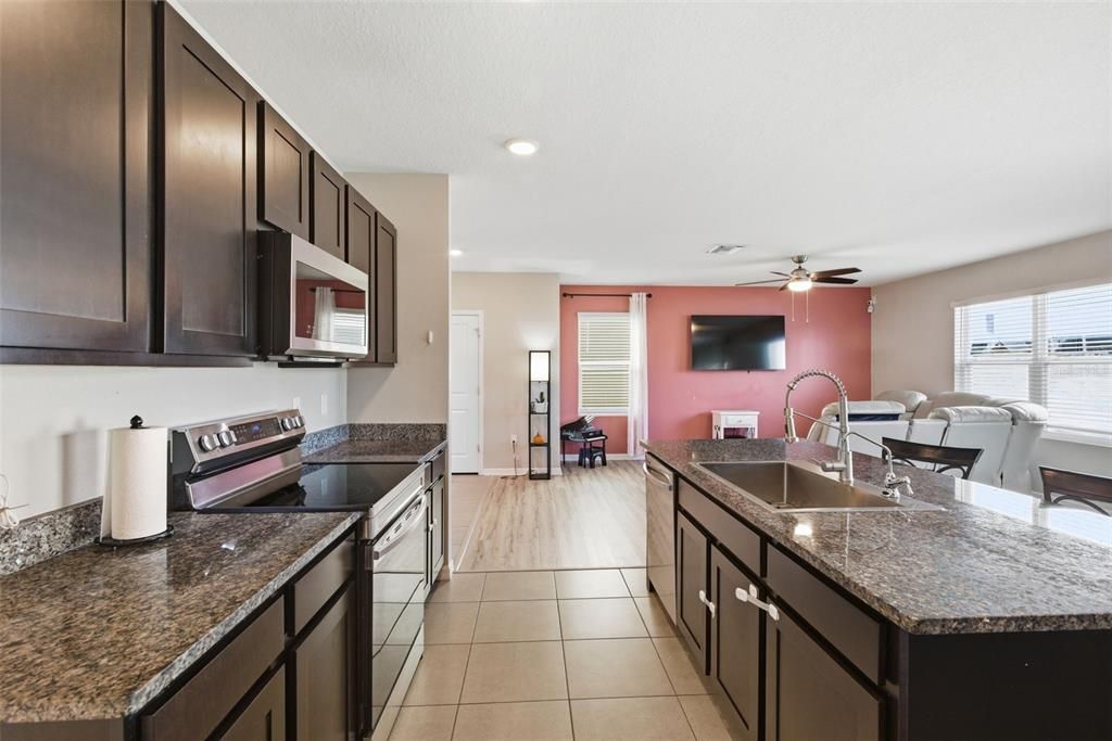 Active With Contract: $299,999 (4 beds, 2 baths, 2048 Square Feet)