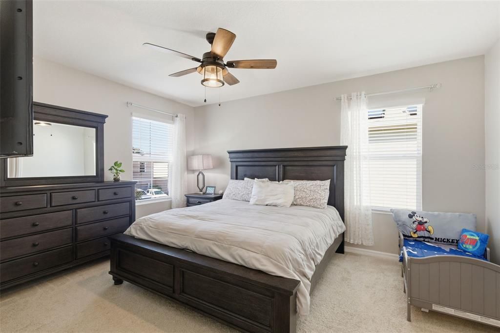 Active With Contract: $299,999 (4 beds, 2 baths, 2048 Square Feet)