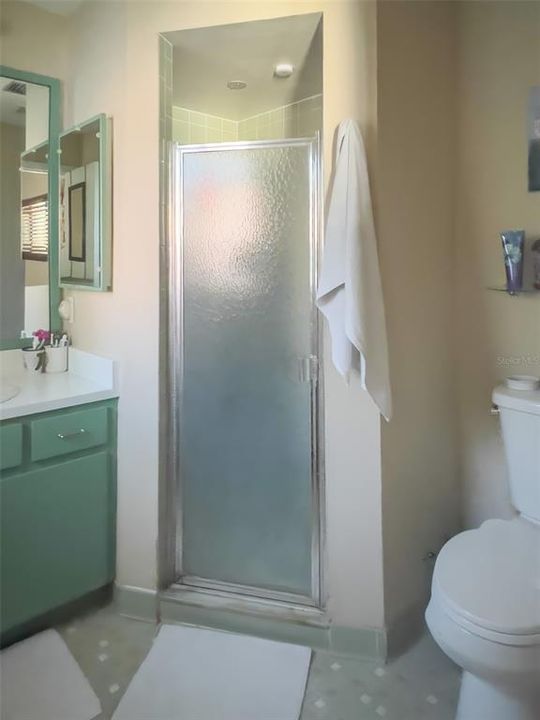 Active With Contract: $275,000 (2 beds, 2 baths, 1575 Square Feet)