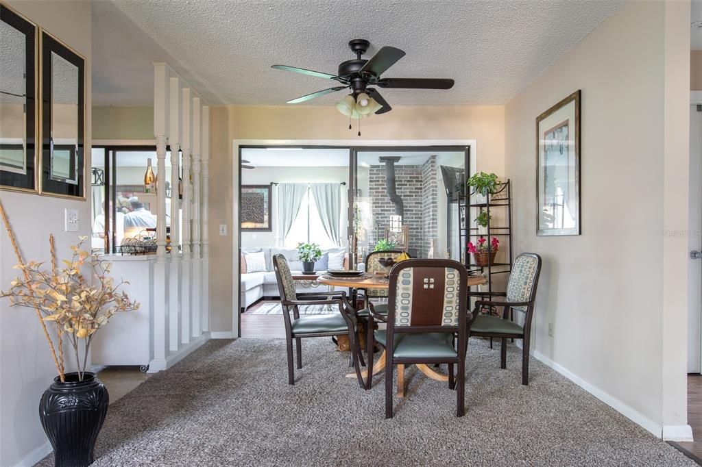 Active With Contract: $275,000 (2 beds, 2 baths, 1575 Square Feet)