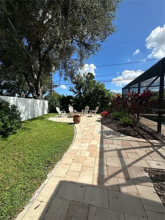 For Rent: $3,500 (2 beds, 2 baths, 1346 Square Feet)