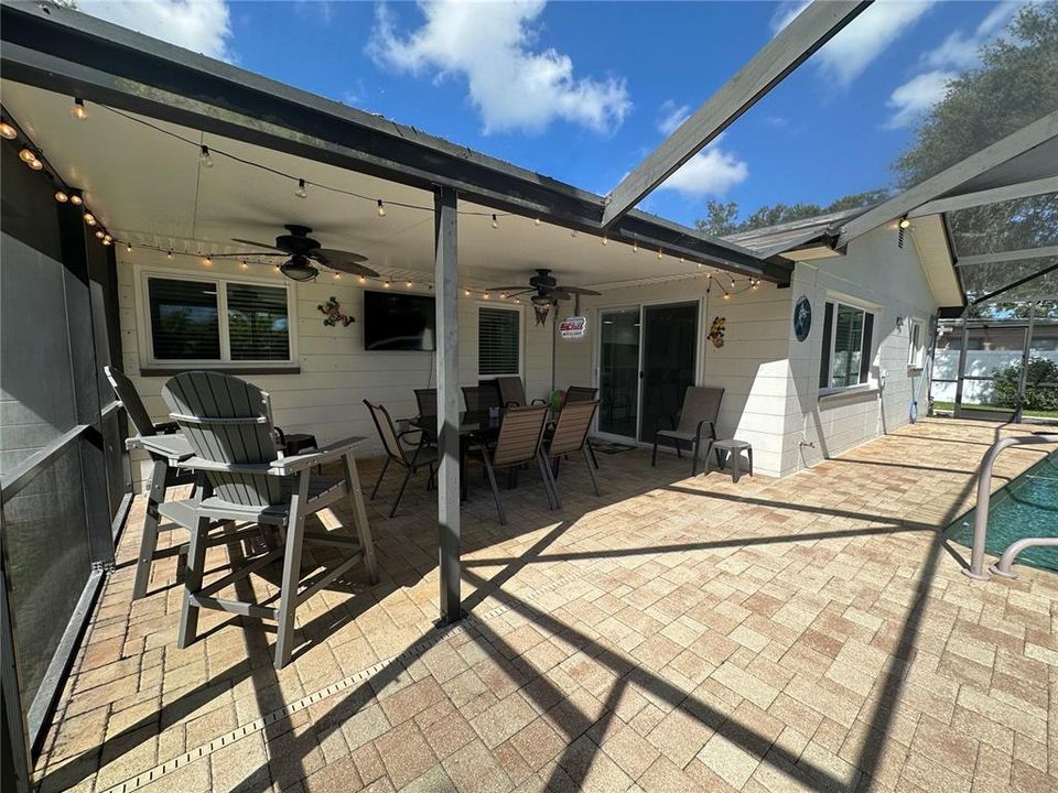 For Rent: $3,500 (2 beds, 2 baths, 1346 Square Feet)