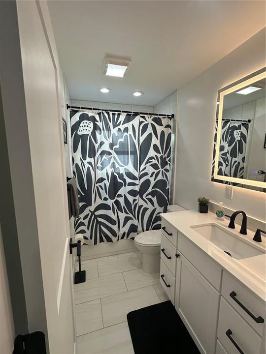 For Rent: $3,500 (2 beds, 2 baths, 1346 Square Feet)