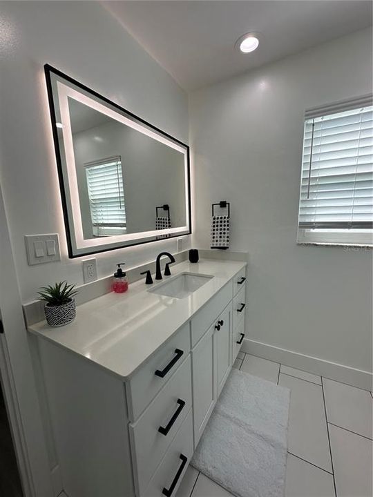 For Rent: $3,500 (2 beds, 2 baths, 1346 Square Feet)