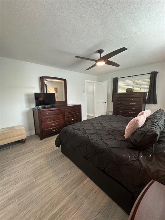 For Rent: $3,500 (2 beds, 2 baths, 1346 Square Feet)