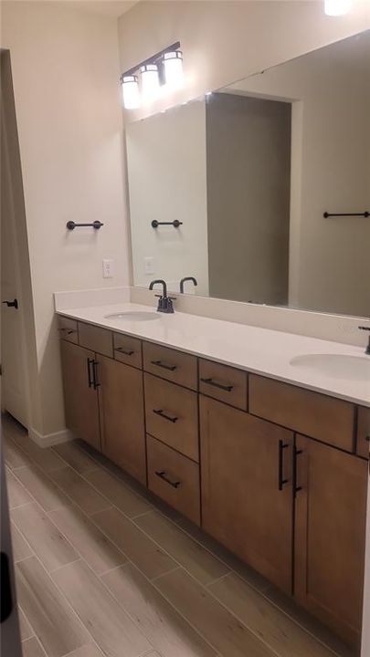 For Sale: $625,800 (3 beds, 2 baths, 1881 Square Feet)