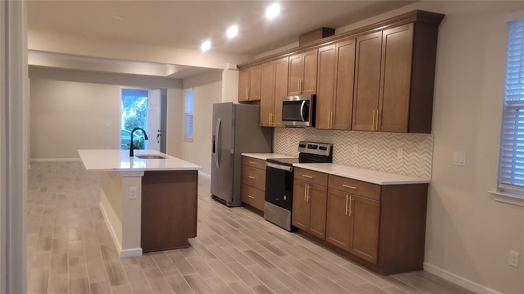 For Sale: $625,800 (3 beds, 2 baths, 1881 Square Feet)