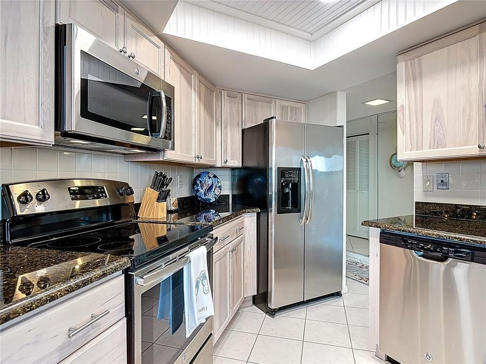 Activo con contrato: $212,900 (2 camas, 2 baños, 1265 Pies cuadrados)