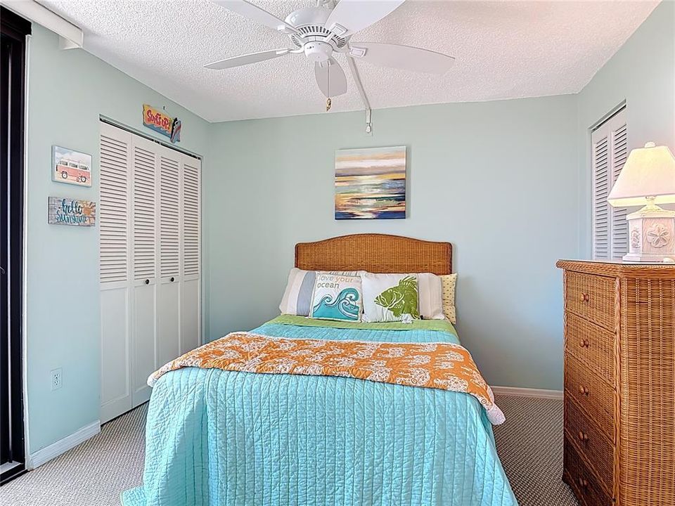 Activo con contrato: $212,900 (2 camas, 2 baños, 1265 Pies cuadrados)