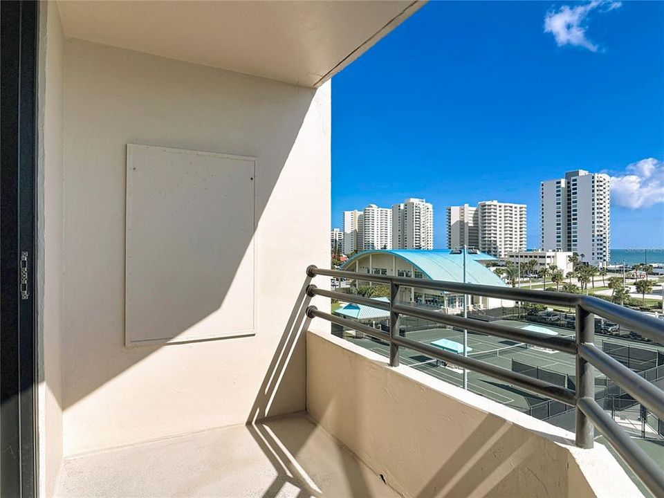 Activo con contrato: $212,900 (2 camas, 2 baños, 1265 Pies cuadrados)