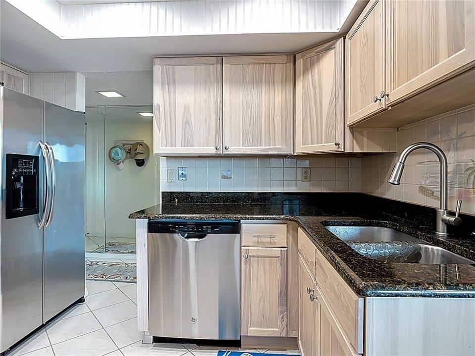 Activo con contrato: $212,900 (2 camas, 2 baños, 1265 Pies cuadrados)