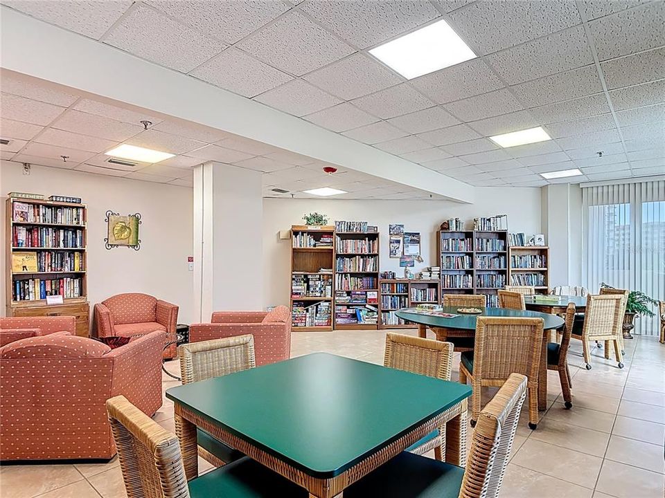 Activo con contrato: $212,900 (2 camas, 2 baños, 1265 Pies cuadrados)