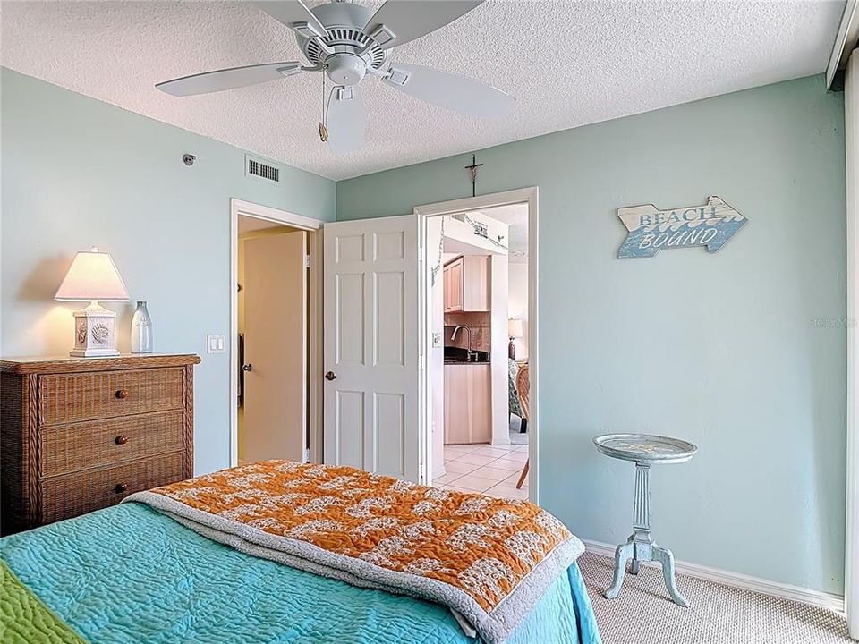 Activo con contrato: $212,900 (2 camas, 2 baños, 1265 Pies cuadrados)