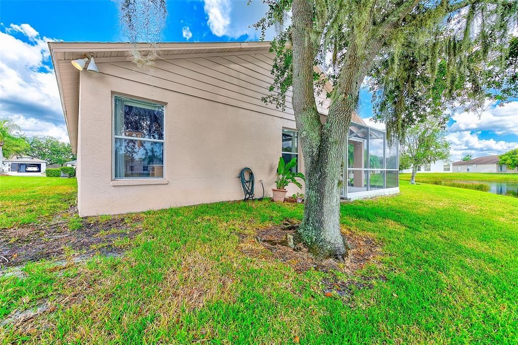 На продажу: $360,000 (2 спален, 2 ванн, 1964 Квадратных фут)