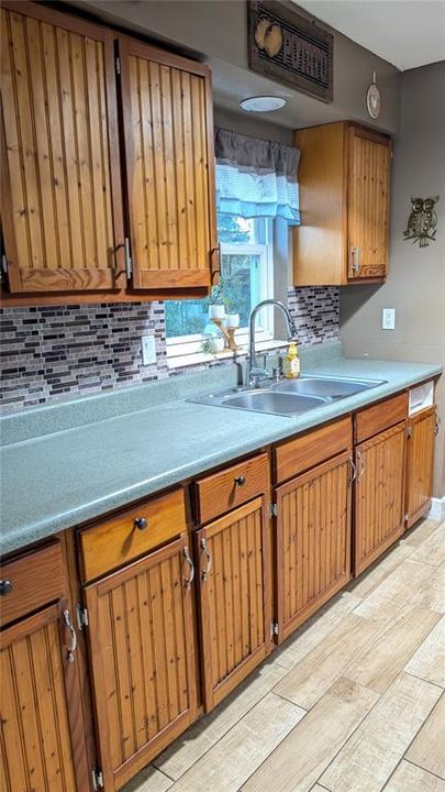 En Venta: $285,000 (3 camas, 1 baños, 960 Pies cuadrados)