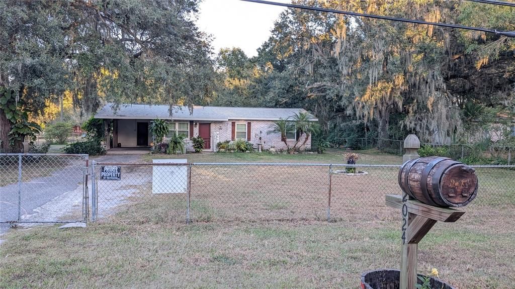 En Venta: $285,000 (3 camas, 1 baños, 960 Pies cuadrados)