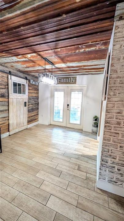 En Venta: $285,000 (3 camas, 1 baños, 960 Pies cuadrados)