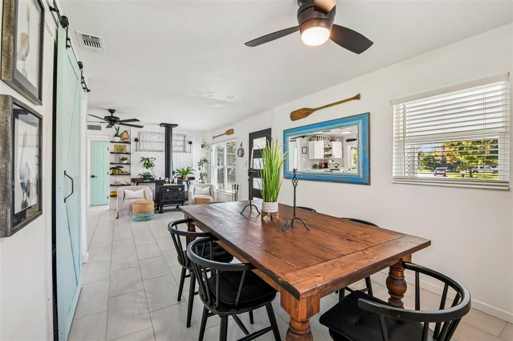 Activo con contrato: $350,000 (3 camas, 2 baños, 1540 Pies cuadrados)