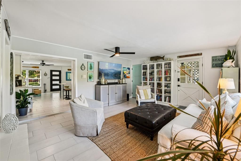 Activo con contrato: $350,000 (3 camas, 2 baños, 1540 Pies cuadrados)