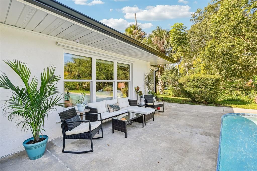 Activo con contrato: $350,000 (3 camas, 2 baños, 1540 Pies cuadrados)