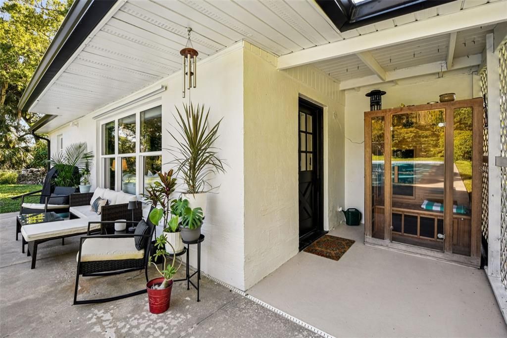 Activo con contrato: $350,000 (3 camas, 2 baños, 1540 Pies cuadrados)