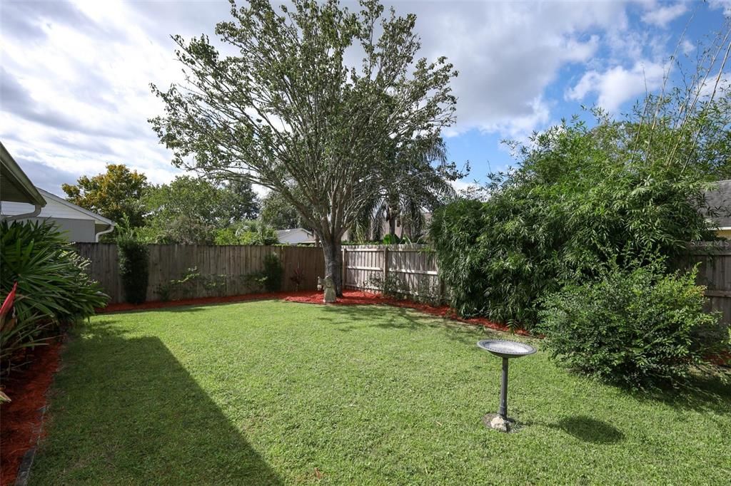 Active With Contract: $275,000 (2 beds, 2 baths, 1195 Square Feet)