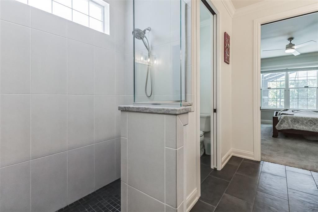 合同活跃: $495,900 (3 贝兹, 2 浴室, 2057 平方英尺)