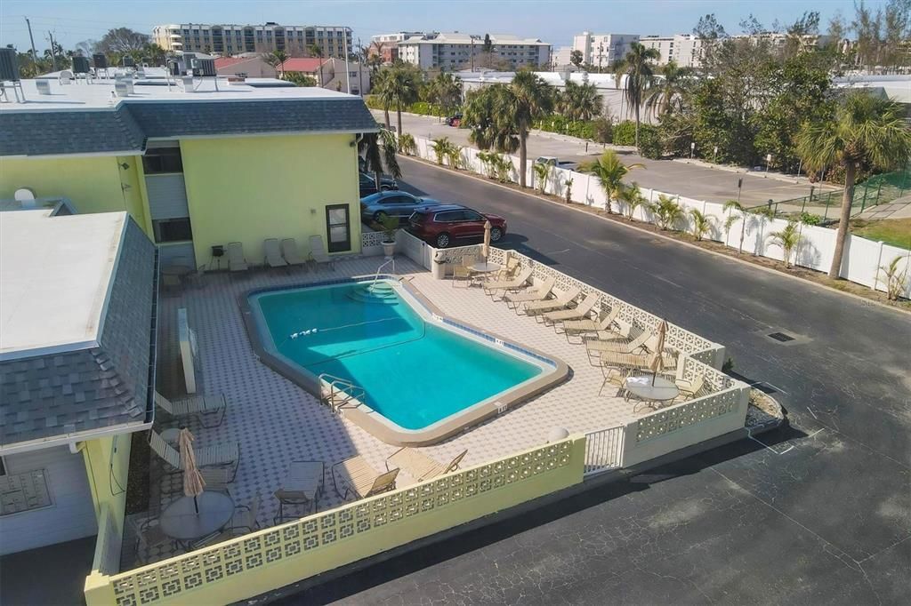 En Venta: $329,000 (1 camas, 1 baños, 702 Pies cuadrados)