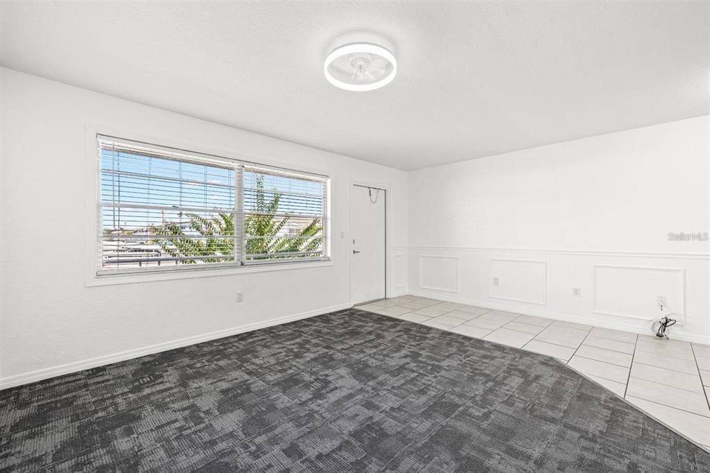 For Sale: $105,000 (2 beds, 1 baths, 815 Square Feet)