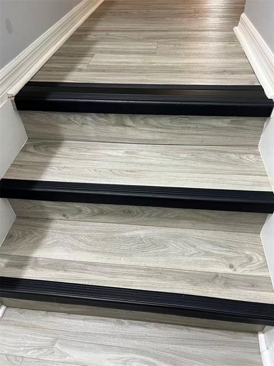 En Venta: $715,000 (8 camas, 6 baños, 4041 Pies cuadrados)