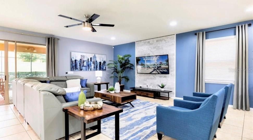 En Venta: $715,000 (8 camas, 6 baños, 4041 Pies cuadrados)