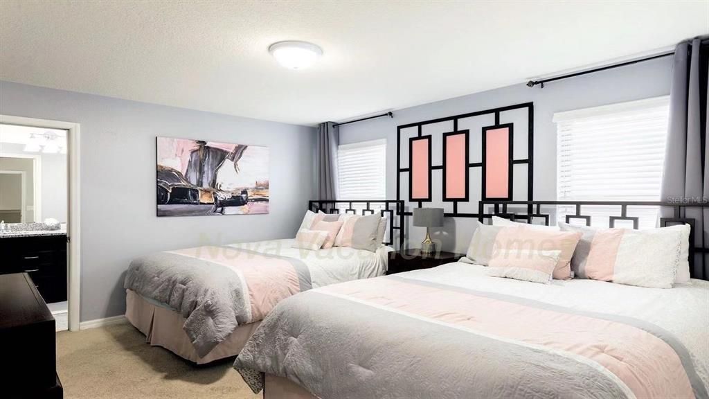 En Venta: $715,000 (8 camas, 6 baños, 4041 Pies cuadrados)