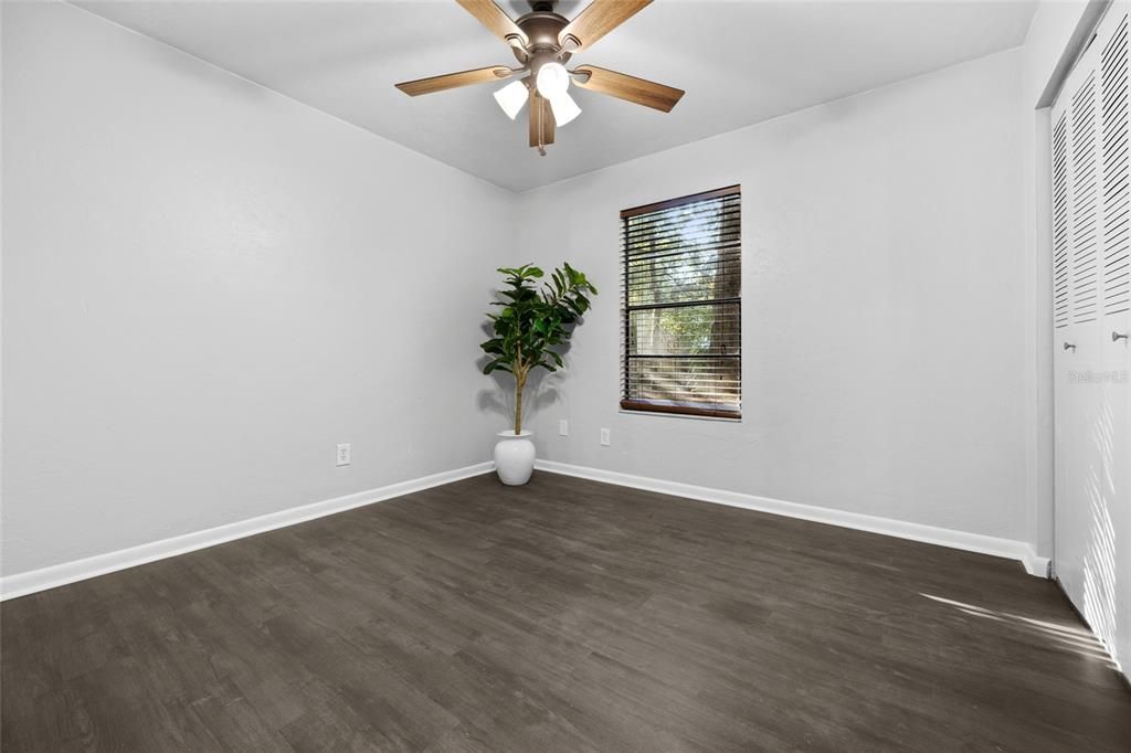 Activo con contrato: $235,000 (3 camas, 2 baños, 1086 Pies cuadrados)