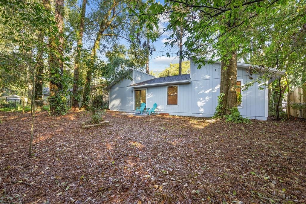 Activo con contrato: $235,000 (3 camas, 2 baños, 1086 Pies cuadrados)