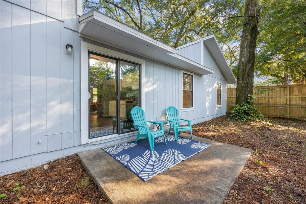 Activo con contrato: $235,000 (3 camas, 2 baños, 1086 Pies cuadrados)