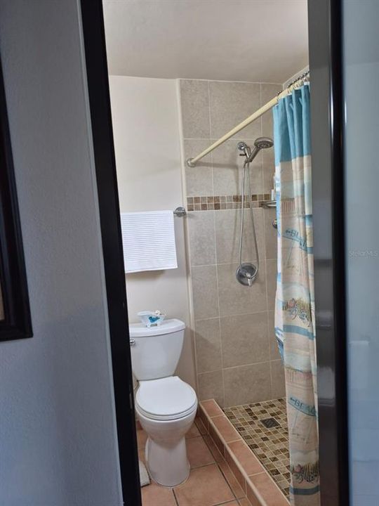 For Sale: $295,000 (3 beds, 2 baths, 1218 Square Feet)