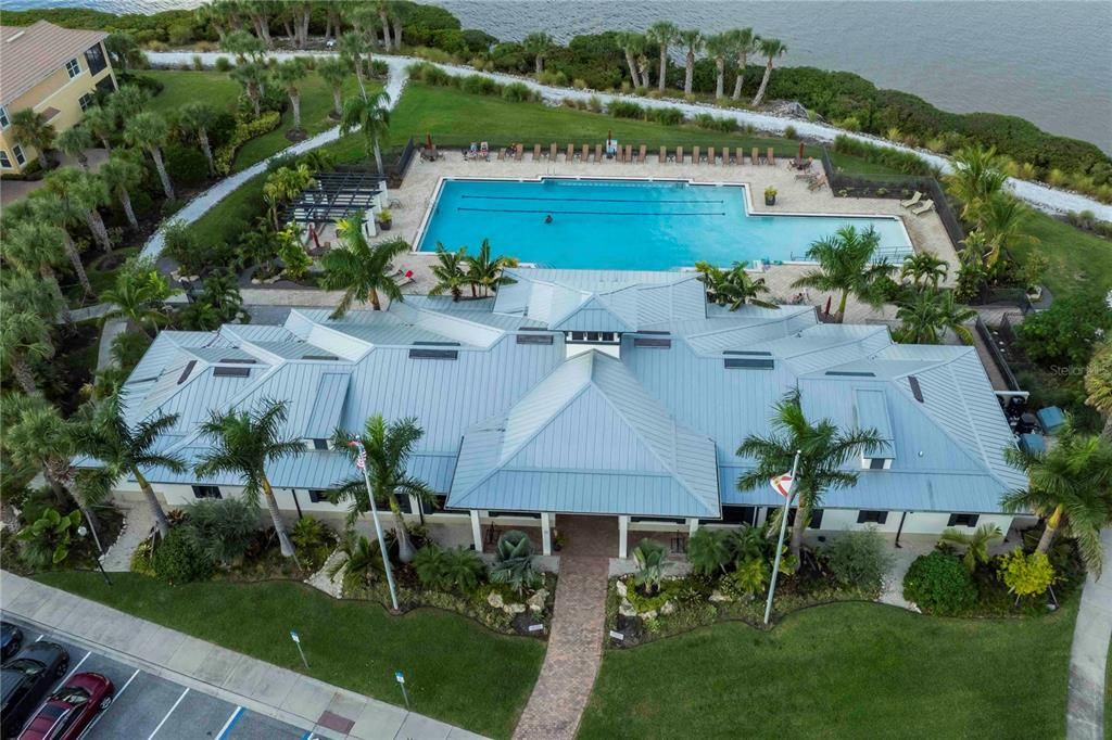 For Sale: $345,000 (2 beds, 2 baths, 1121 Square Feet)