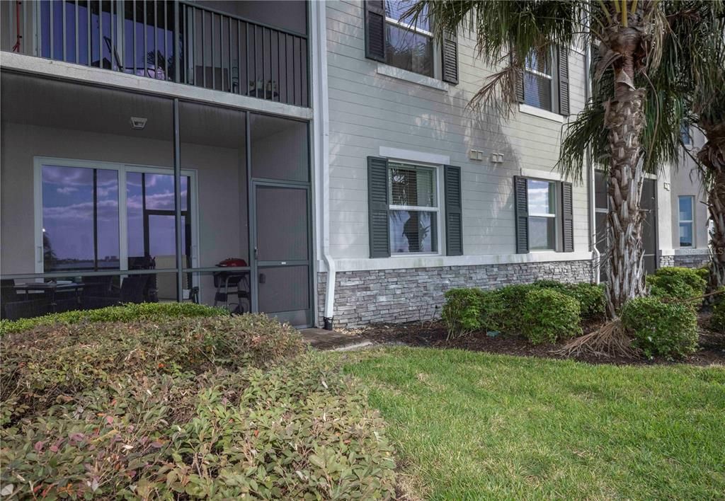 For Sale: $345,000 (2 beds, 2 baths, 1121 Square Feet)