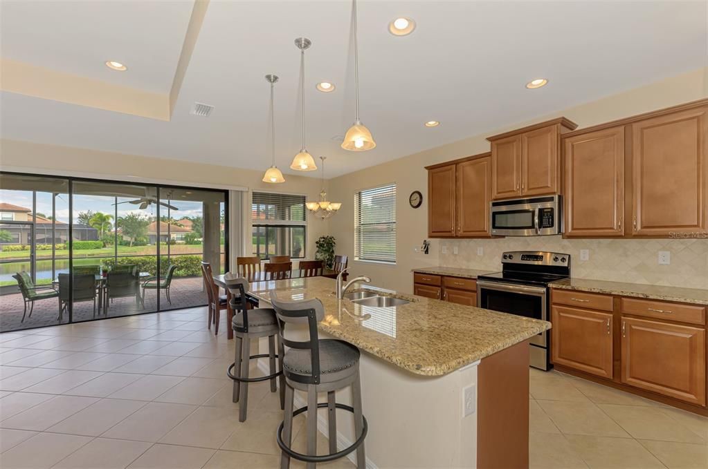 待售: $549,000 (3 贝兹, 2 浴室, 1984 平方英尺)