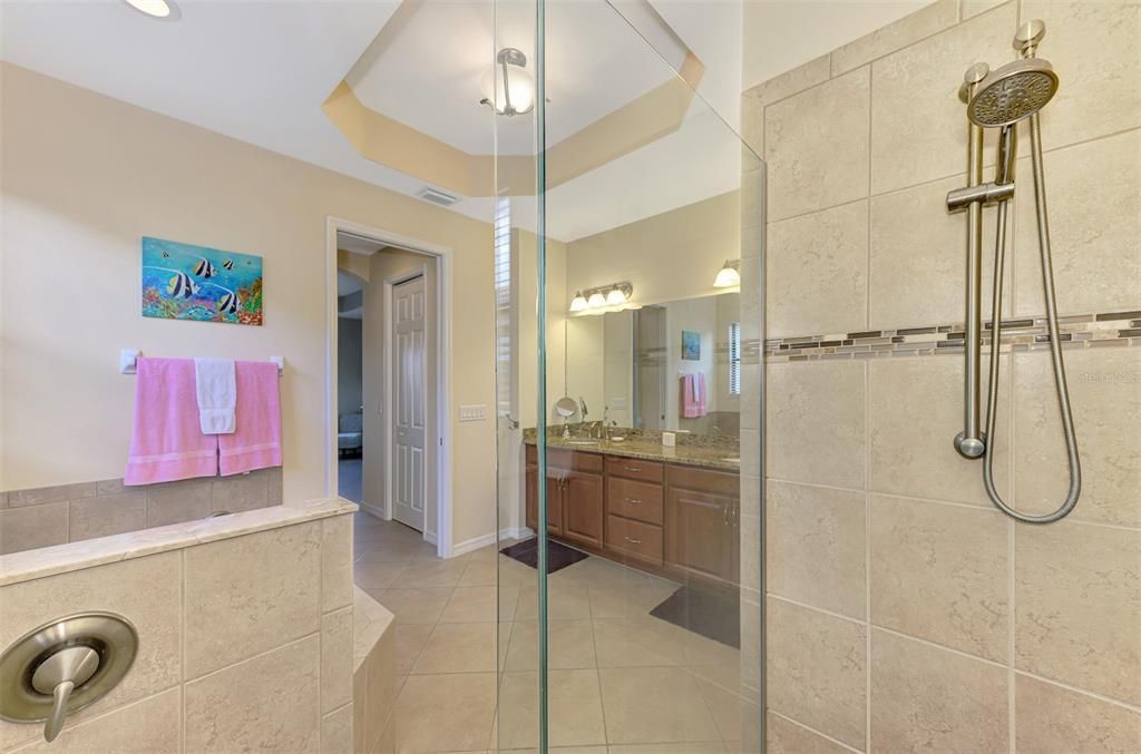 待售: $549,000 (3 贝兹, 2 浴室, 1984 平方英尺)