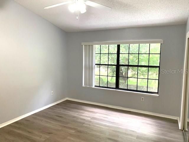 出租: $1,750 (2 贝兹, 2 浴室, 1185 平方英尺)