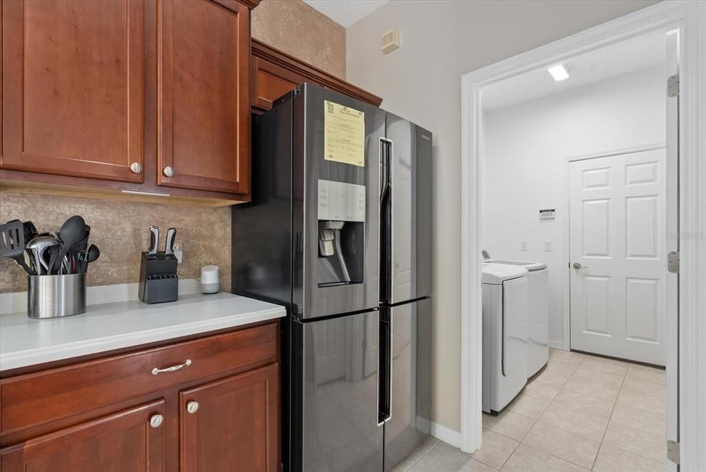 For Sale: $475,000 (3 beds, 3 baths, 2023 Square Feet)