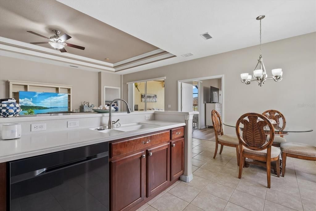 For Sale: $475,000 (3 beds, 3 baths, 2023 Square Feet)