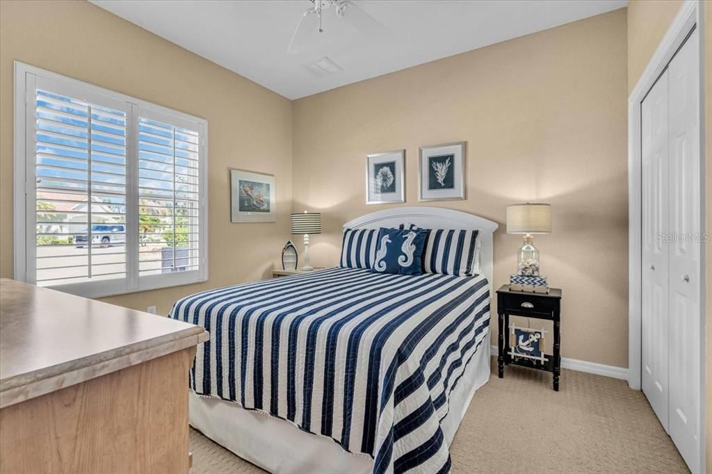 For Sale: $610,000 (3 beds, 2 baths, 2189 Square Feet)