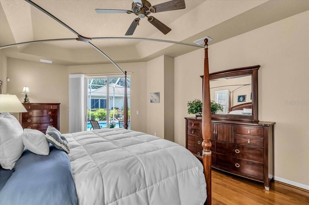 For Sale: $610,000 (3 beds, 2 baths, 2189 Square Feet)