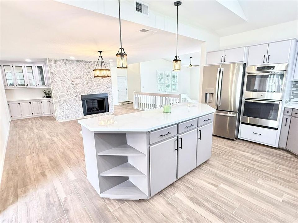 待售: $3,900,000 (4 贝兹, 3 浴室, 4255 平方英尺)